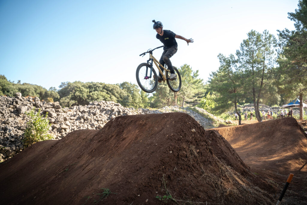 SSC bikeparks, Sessions crew